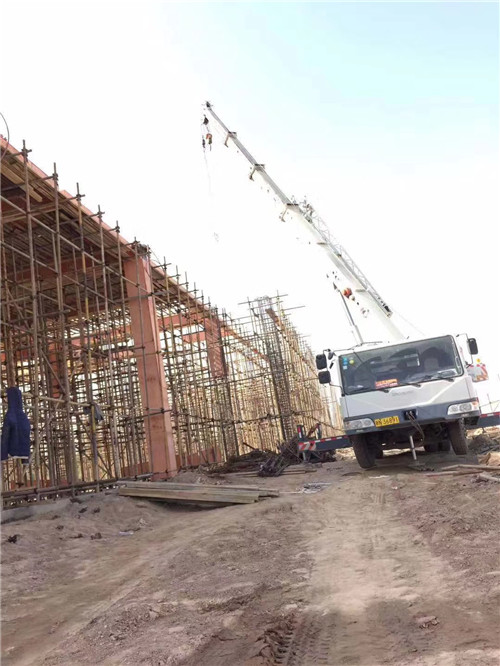 姚安县25 吨、50 吨吊车怎么选？多大重量 / 半径适合对应车型？